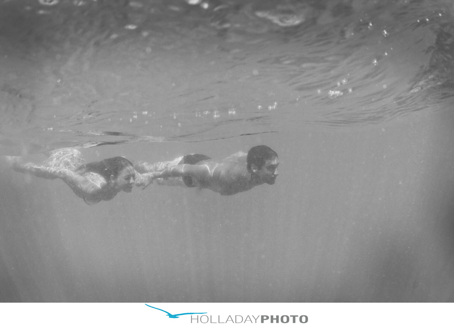 1-Hawaii-underwater-engagement-photography