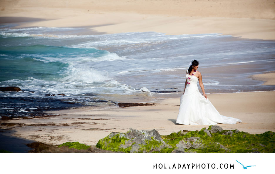 Hawaii-Wedding-Dress-Photographer