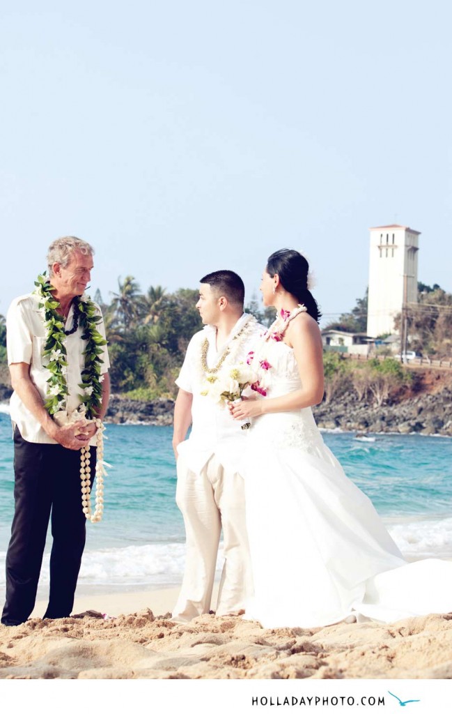 Waimea-beach-wedding-photography
